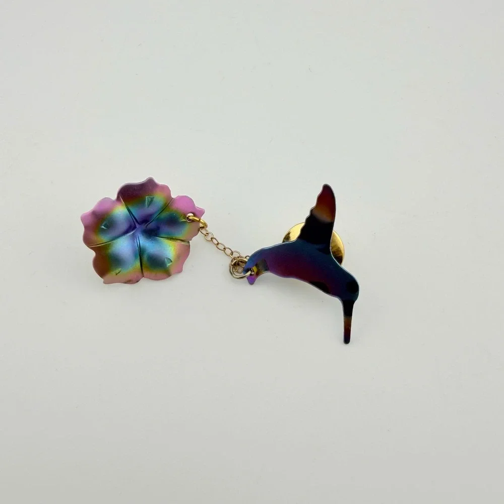 Hummingbird Flower Collar‎ Pin Multicolor Excellent Iridescent Chain